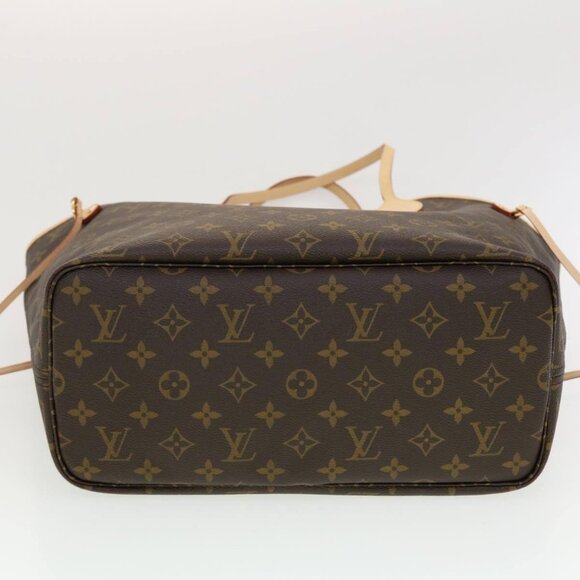 LOUIS VUITTON Monogram Neverfull MM Tote Bag - Picture 14 of 16